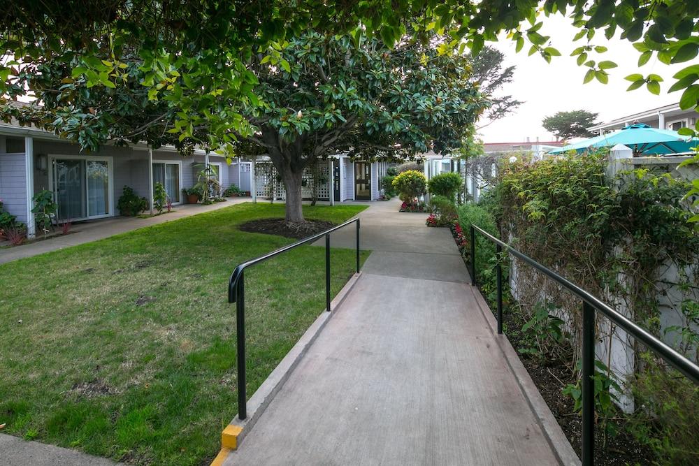 Monterey Bay Lodge Экстерьер фото