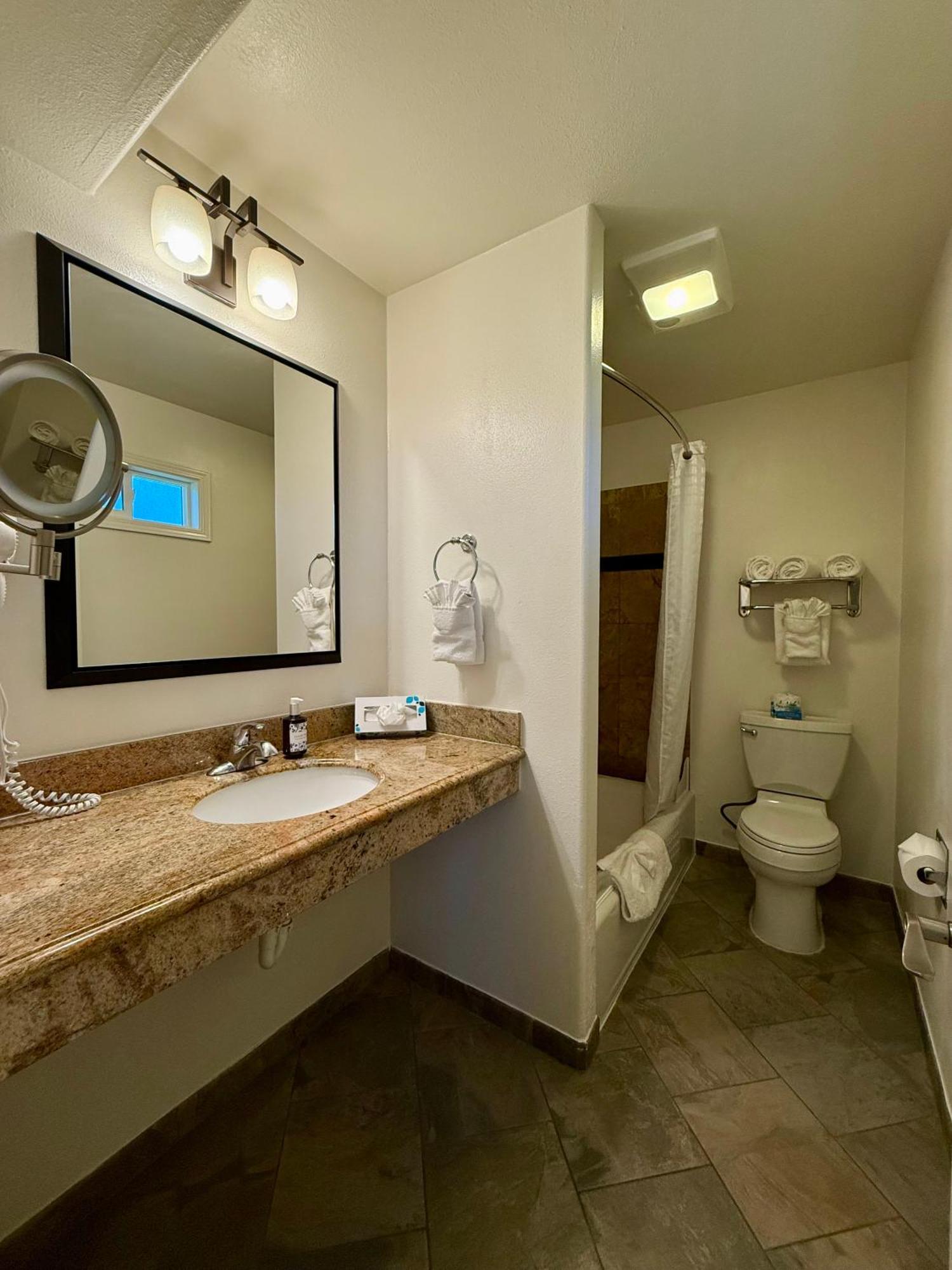 Monterey Bay Lodge Экстерьер фото
